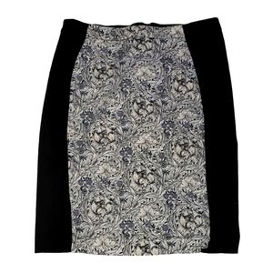 ***5/25*** H & M Skirt